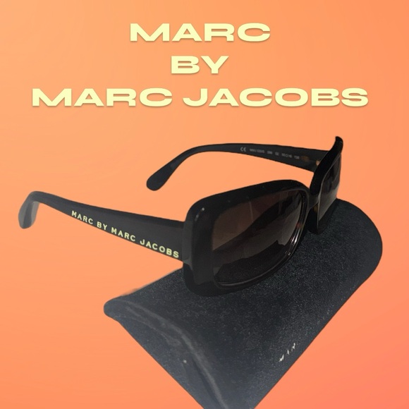 Marc by Marc Jacob’s sunglasses, case and cloth. Like New! - Picture 4 of 8